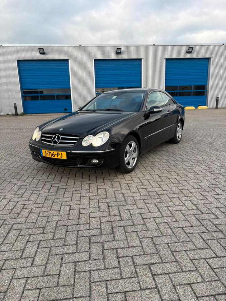 Mercedes-Benz CLK 1.8 Clk200 Kompr Coupe 2007 Zwart, Auto's, Mercedes-Benz, Bedrijf, ABS, Adaptieve lichten, Airbags, Airconditioning