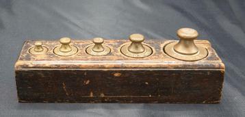 Koperen gewichten beschikbaar voor biedingen