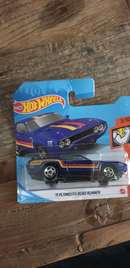 hot wheels hotwheels plymouth road runner, Hobby en Vrije tijd, Modelauto's | Overige schalen, Nieuw, Auto, Ophalen of Verzenden