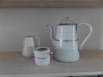 Emaille wit koffie/theekan, melkkan en suikerpot, Antiek en Kunst, Antiek | Emaille, Ophalen