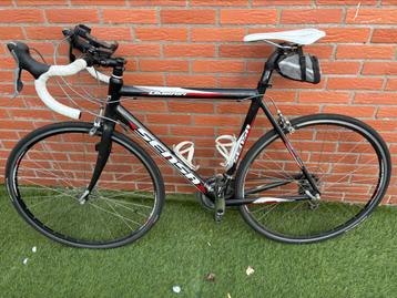 Sensa wielrenfiets 56 beschikbaar voor biedingen
