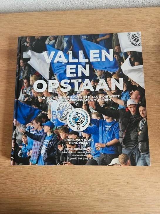 Jubileum boek FC Den Bosch 50 jaar - Vallen en Opstaan ZGAN, Boeken, Sportboeken, Zo goed als nieuw, Balsport, Ophalen of Verzenden