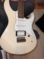 Yamaha Pacifica 112V Elektrische Gitaar + Accessoires, Muziek en Instrumenten, Ophalen of Verzenden, Zo goed als nieuw, Elektrische gitaar