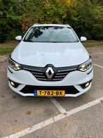 Renault Mégane 1.2 Energy BOSE TCe 130pk 2018 Wit, Auto's, Renault, Voorwielaandrijving, 65 €/maand, Zwart, 4 cilinders