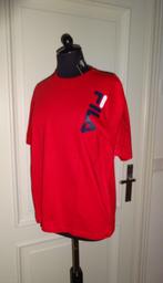 Nieuw maat L. FILA Rood T-shirt met korte mouwen en groot lo, Kleding | Heren, T-shirts, Nieuw, Maat 52/54 (L), Ophalen of Verzenden