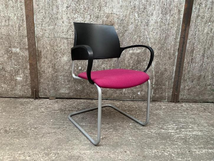Drabert sledestoelen - Gebruikte vergaderstoelen, Huis en Inrichting, Stoelen, Gebruikt, Twee, Kunststof, Metaal, Stof, Ophalen of Verzenden