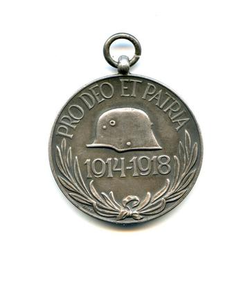 Pro Deo et Patria 1914 1918 medaille beschikbaar voor biedingen