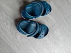 Crocs kinder sandaal, Kinderen en Baby's, Babykleding | Schoentjes en Sokjes, Ophalen of Verzenden, Zo goed als nieuw