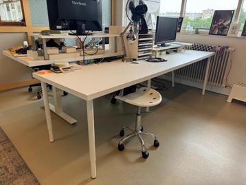 Bureaublad 265 x 80 x 3,8 beschikbaar voor biedingen