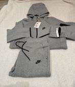 Trainingspak NIKE TECH MAAT XL, Kleding | Heren, Heren-kledingpakketten, Ophalen of Verzenden, Nieuw, Maat 56/58 (XL)