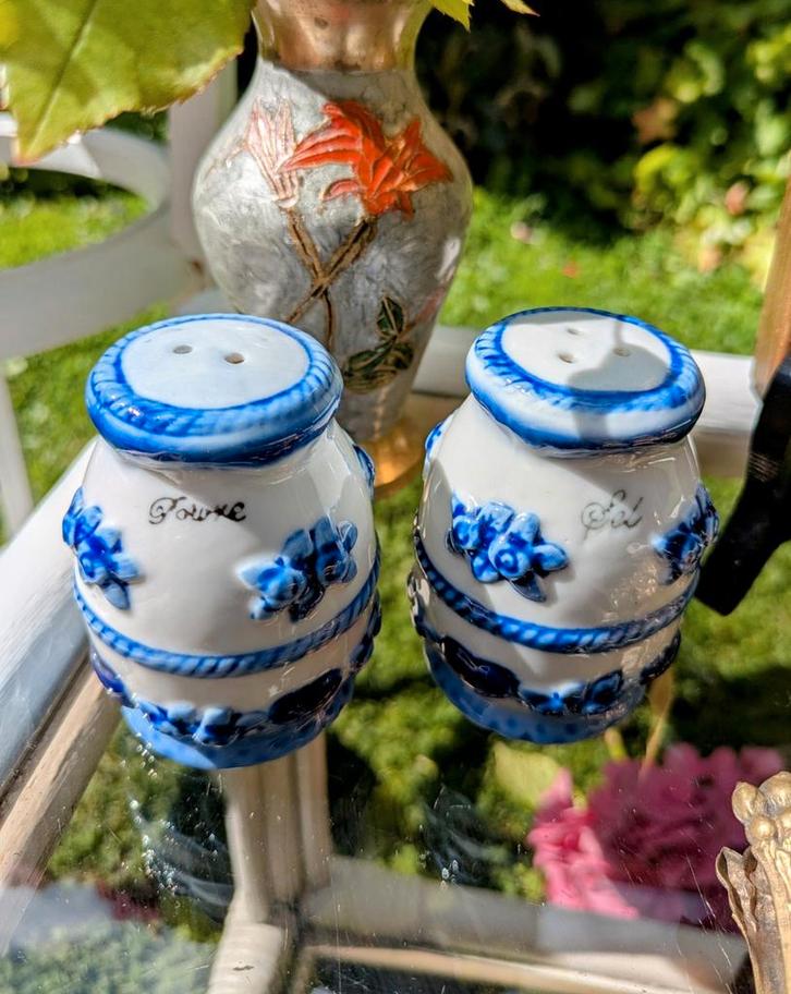 Frans Brocante Peper & Zoutstel, Antiek en Kunst, Antiek | Porselein, Ophalen of Verzenden