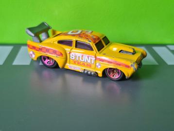 Hotwheels - Jaded Kaiser-Frazer Henry J [geel] 1/60 beschikbaar voor biedingen