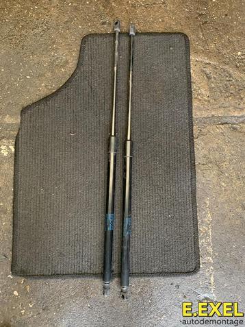 Set gasveren achterklep dempers Volkswagen T6 7E0827550B beschikbaar voor biedingen