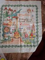 Geborduurd stuk met efteling taferelen, nog in te lijsten, Ophalen