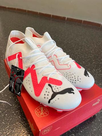 Nieuwe voetbalschoenen Puma beschikbaar voor biedingen