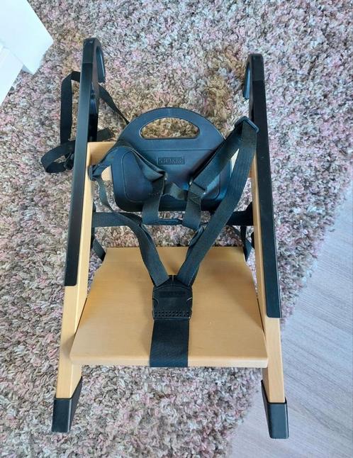 Aangeboden in nieuwstaat Stokke draagbare stoelverhoging, Kinderen en Baby's, Kinderstoelen, Zo goed als nieuw, Meegroeistoel