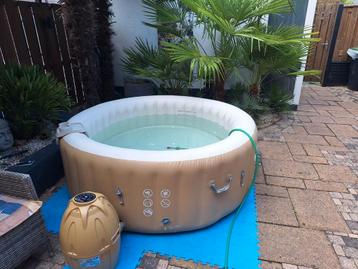 Jacuzzi Palmspring 4-6 pers. - Werkt Optimaal! beschikbaar voor biedingen