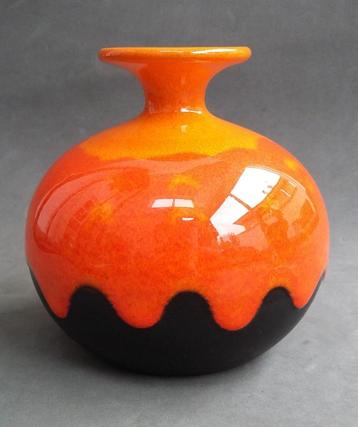 Om 1970 Space Age Pop Art Vaas Hutschenreuther ORANJE Orange beschikbaar voor biedingen