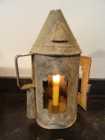 antieke Franse ronde lantaarn beschikbaar voor biedingen