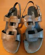 Pumps lichtbruin, Kleding | Dames, Gedragen, Ophalen of Verzenden, Pumps