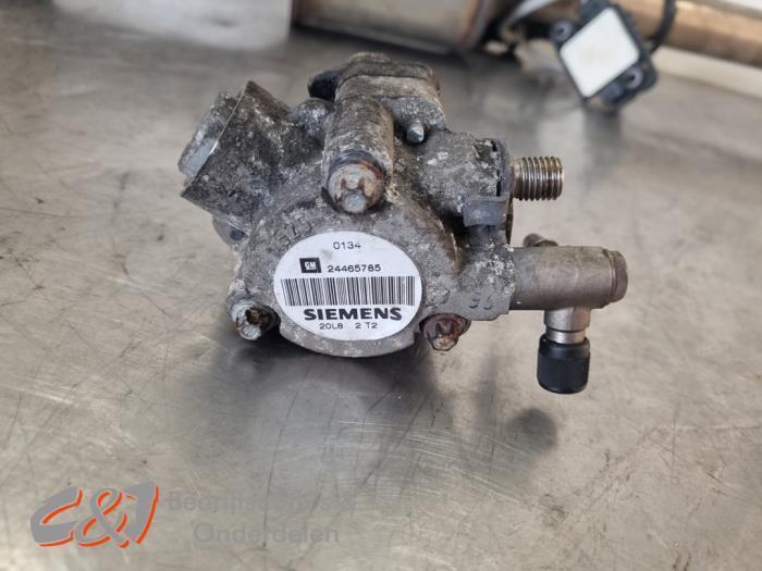 Brandstofpomp Mechanisch van een Opel Vectra, Auto-onderdelen, Brandstofsystemen, Opel, Gebruikt, 3 maanden garantie, Ophalen of Verzenden