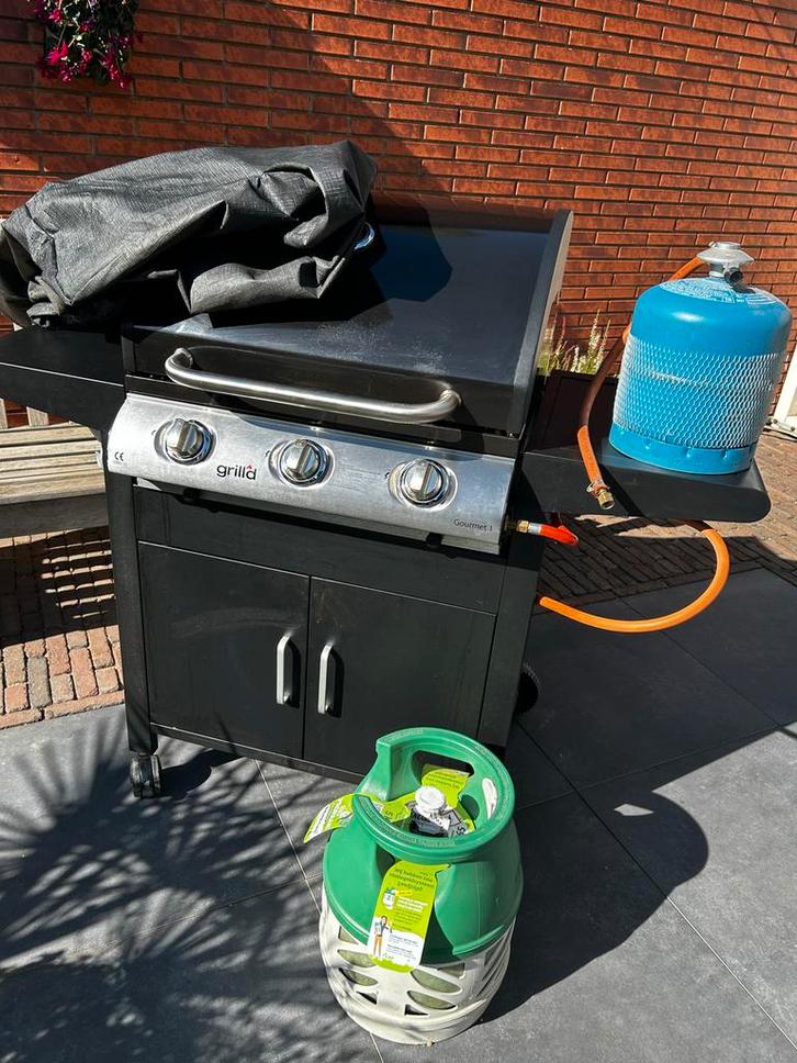 Grilld Gourmet I Barbecue incl gasfles twv €50,-, Tuin en Terras, Gasbarbecues, Gebruikt, Ophalen