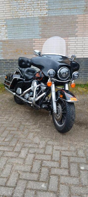 Harley-Davidson FLHS Electra Glide Sport  beschikbaar voor biedingen