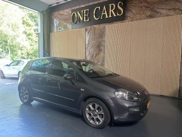 Fiat Punto Evo 1.3 M-Jet Lounge CLIMA NAP onderhoudsboekjes beschikbaar voor biedingen