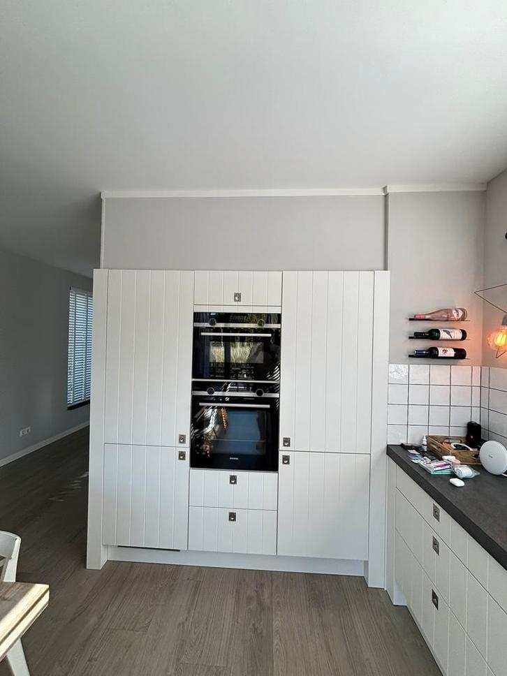 Complete hoek keuken met Siemens inbouwapparatuur, Huis en Inrichting, Keuken | Complete keukens, Zo goed als nieuw, Hoekkeuken