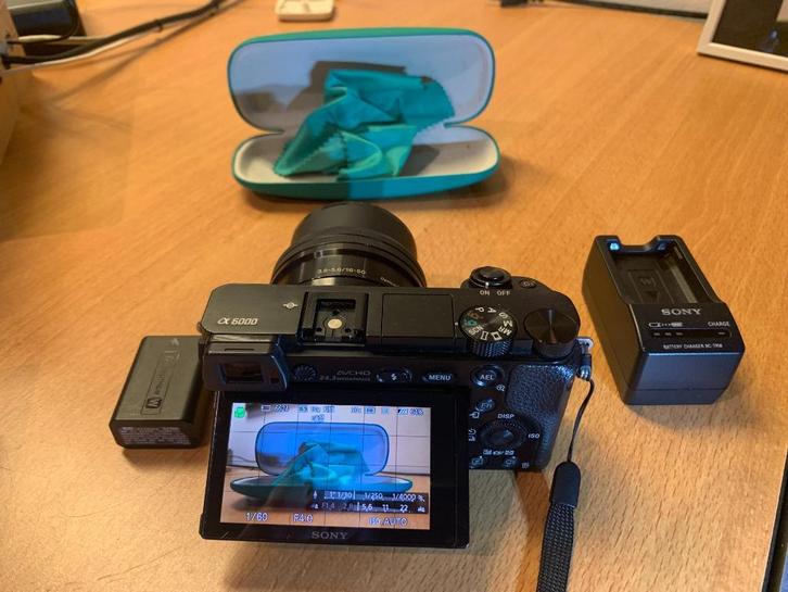 Sony Alpha 6000 Spiegelreflex, Audio, Tv en Foto, Fotocamera's Digitaal, Zo goed als nieuw, Spiegelreflex, Sony, 4 t/m 7 keer