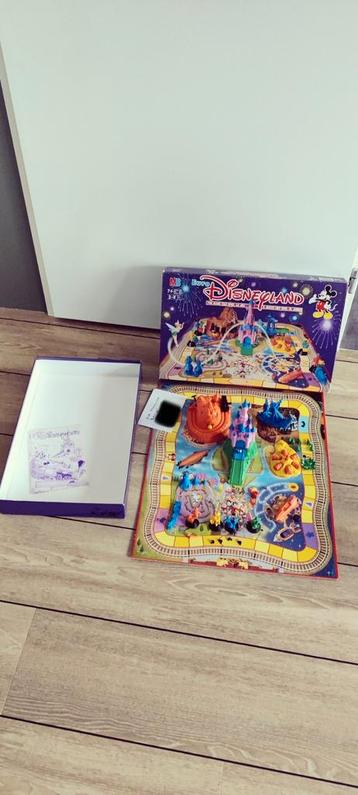 Disney land parijs bordspel jaren 90 beschikbaar voor biedingen