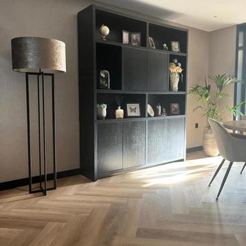 Colmore By DigaVloerlamp Mat zwart 41x41x143 cm  beschikbaar voor biedingen