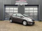 Toyota Yaris 1.3 VVT-i Aspiration Automaat, Auto's, Euro 5, 4 cilinders, Start-stop-systeem, Bedrijf
