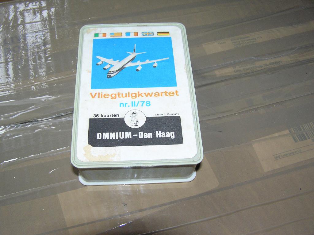 Vliegtuig kwartet Omnium Den Haag, Drie of vier spelers, Ophalen of Verzenden, Zo goed als nieuw, Omnium Den Haag