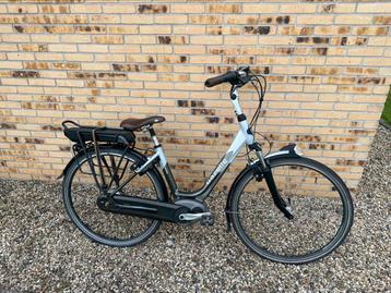 Als nieuwe Gazelle Orange met bosch middenmotor met oplader beschikbaar voor biedingen