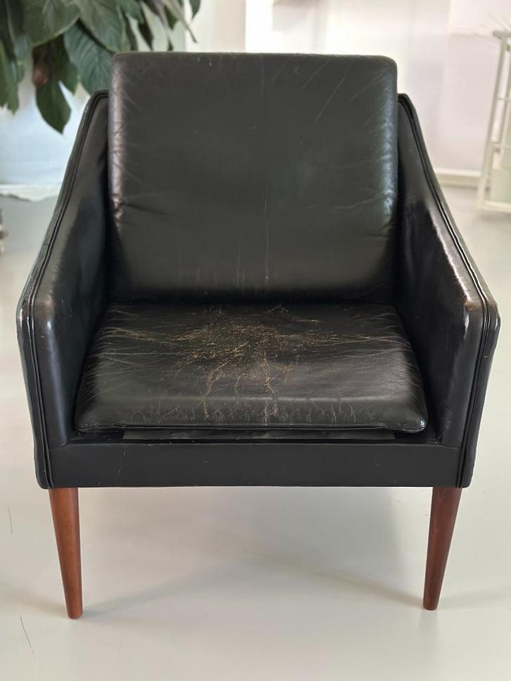 Vinted stoel, Huis en Inrichting, Stoelen, Gebruikt, Eén, Hout, Leer, Zwart, Ophalen of Verzenden