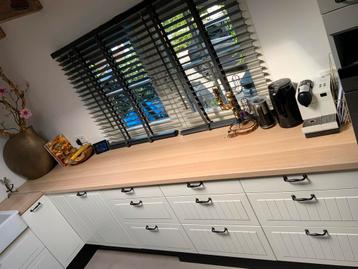 Ikea keuken met landelijke spoelbak beschikbaar voor biedingen