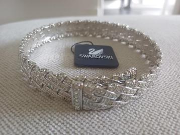 Swarovski set van armband en ketting. Huwelijks sieraden beschikbaar voor biedingen