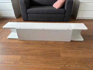 Wandmeubel zwevend Ikea hoogglans wit beschikbaar voor biedingen
