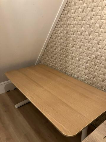 Ikea Bekant bureau 160x 80 - afbeelding 1