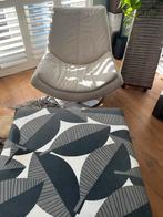 Stijlvolle draaifauteuil Goossens met lederen bekleding, Ophalen, Minder dan 75 cm, Leer, Zo goed als nieuw