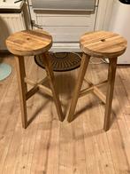 2 Houten Krukken - 70cm Hoogte, Huis en Inrichting, Barkrukken, Ophalen, Gebruikt, 60 tot 90 cm, Hout