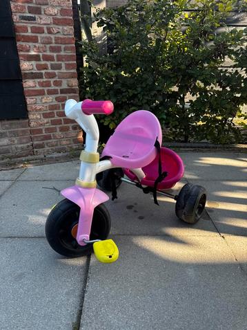 Driewieler fiets beschikbaar voor biedingen