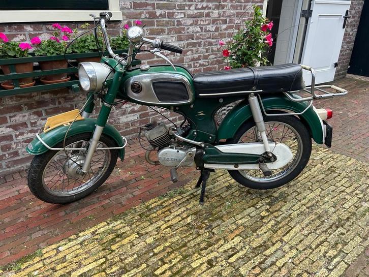 Klassieke sparta brommer - Oldtimer, Fietsen en Brommers, Brommers | Oldtimers, Puch, Maximaal 45 km/u, Ophalen