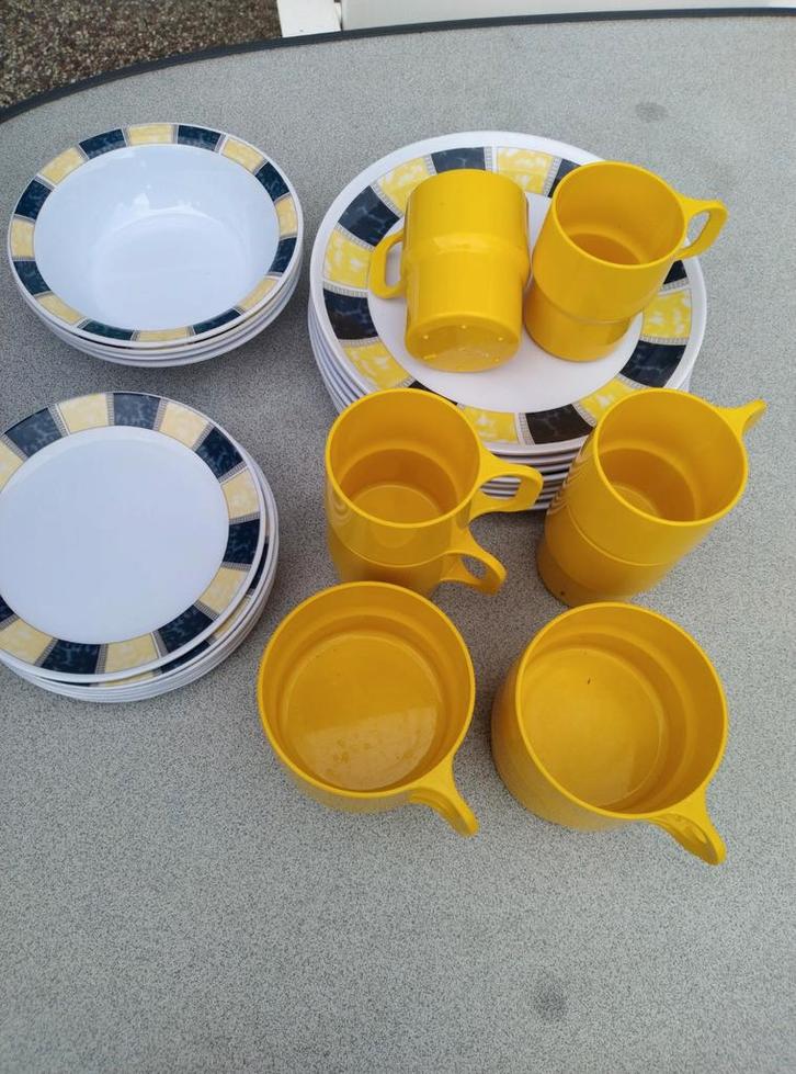 Vintage Camping Servies - 4 à 6 personen, Caravans en Kamperen, Kampeeraccessoires, Ophalen