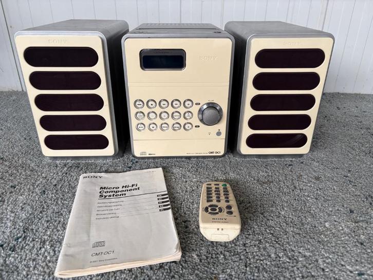 Sony CMT-DC1 Micro Stereo + remote, Audio, Tv en Foto, Stereo-sets, Gebruikt, Cassettedeck, Cd-speler, Tuner of Radio, Speakers