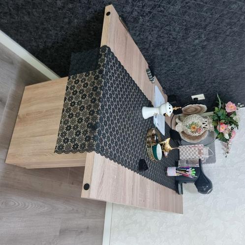 Nette uitschuifbaar Eettafel, Huis en Inrichting, Tafels | Eettafels, Zo goed als nieuw, 50 tot 100 cm, Vijf personen of meer