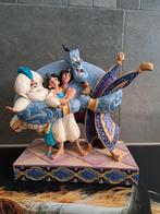 Disney traditions group hug aladdin MET DOOS zonder baard, Verzamelen, Ophalen of Verzenden, Overige figuren, Zo goed als nieuw