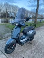 Vespa Sprint 2017 (TOPSTAAT 4.8K KM), Fietsen en Brommers, Scooters | Vespa, Ophalen of Verzenden, Vespa S, Zo goed als nieuw