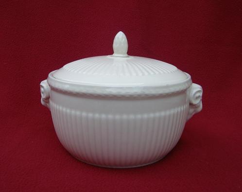 Wedgwood EDME cookware Oven dekschaal Ø 18 cm, Huis en Inrichting, Keuken | Servies, Zo goed als nieuw, Schaal of Schalen, Wedgwood
